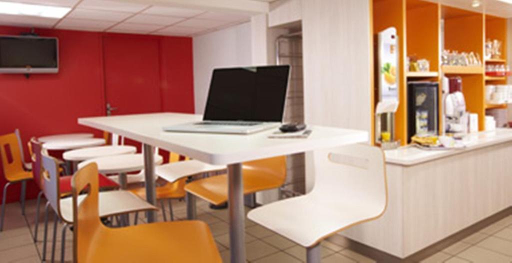 Premiere Classe Lyon Ouest - Tassin Exterior foto